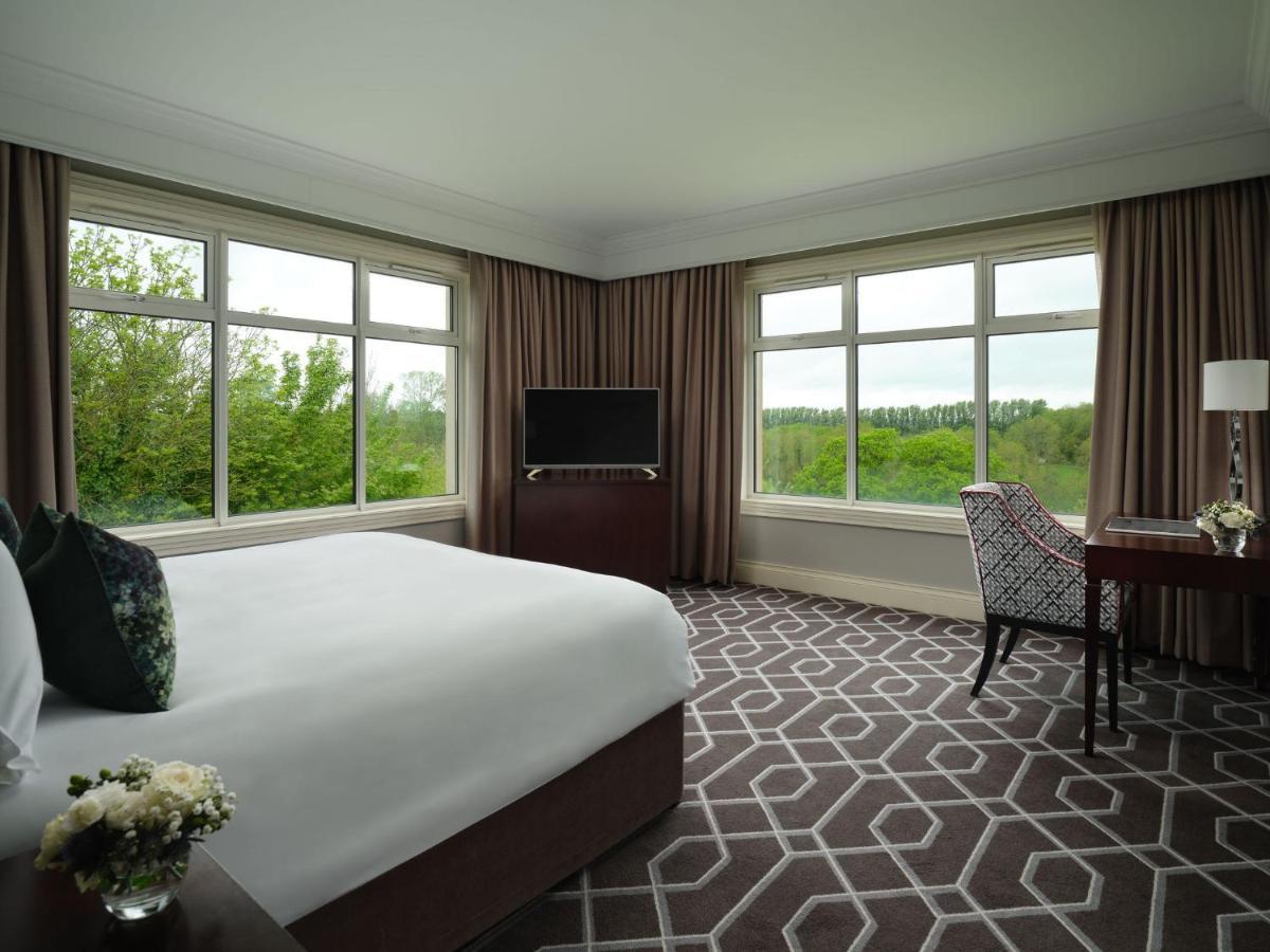 Hotel Lyrath Estate Kilkenny Exterior foto A bedroom at the hotel