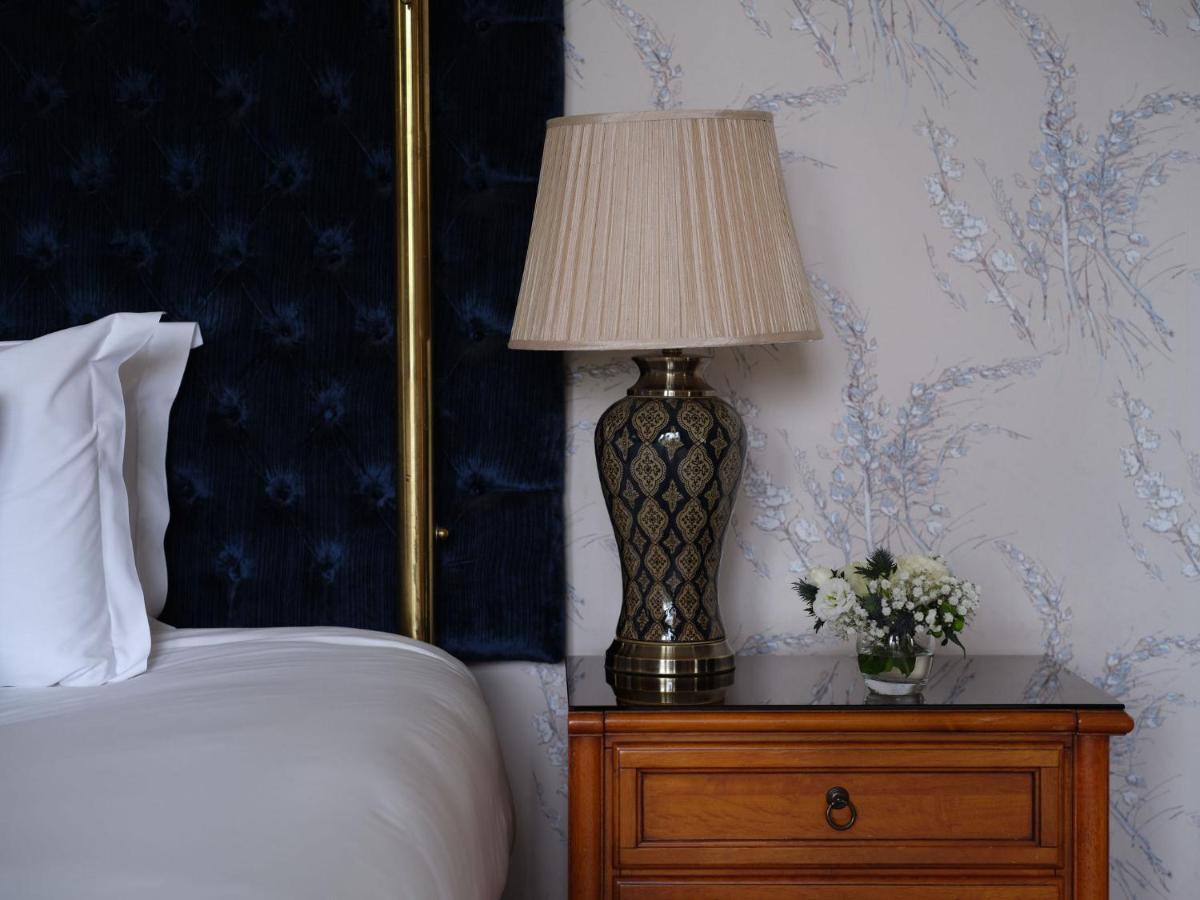 Hotel Lyrath Estate Kilkenny Exterior foto A lampshade